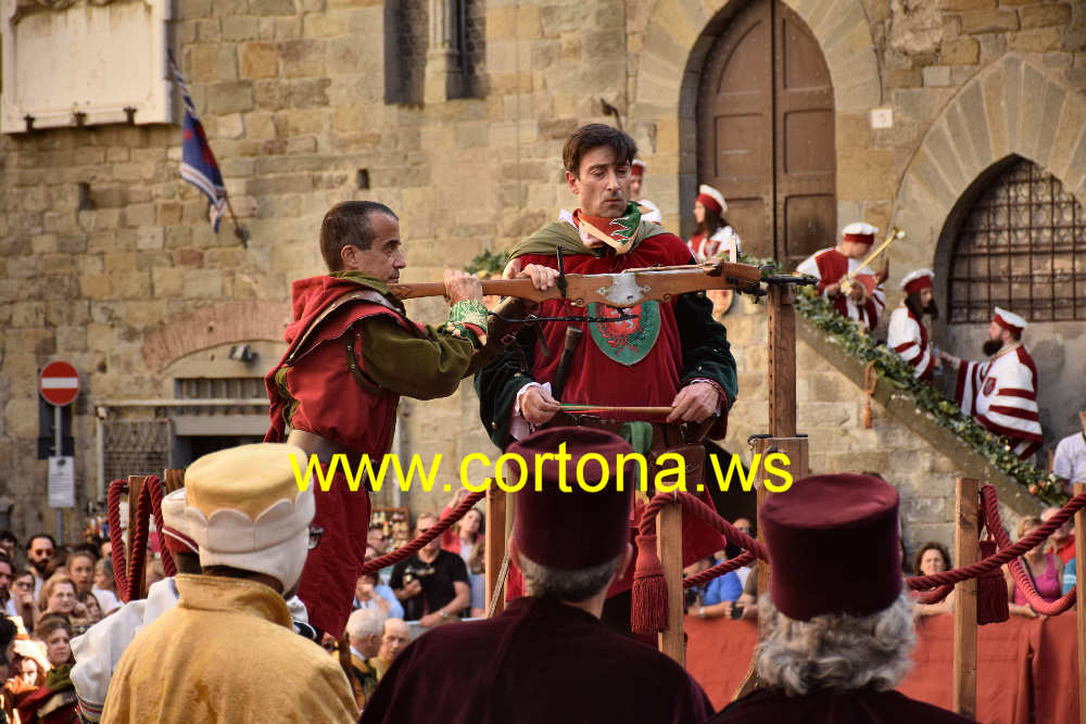 San Marco e Poggio dai colori rosso e verde