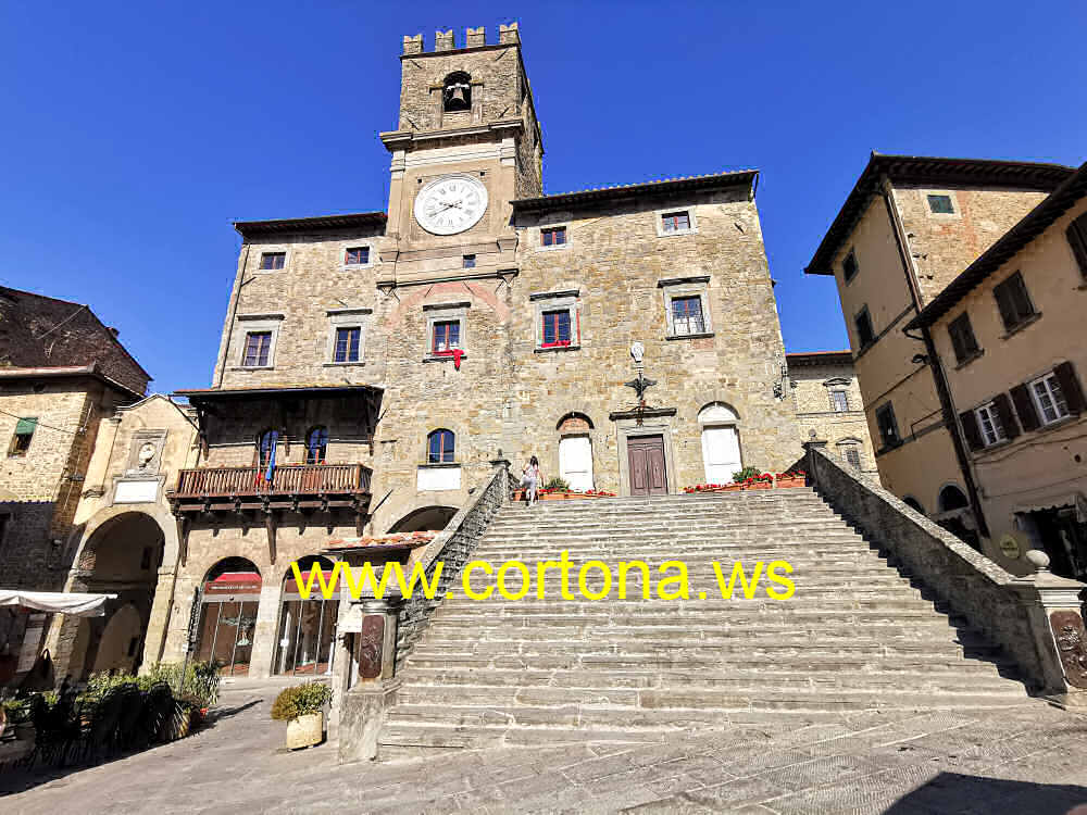 il Palazzo Comunale di Cortona